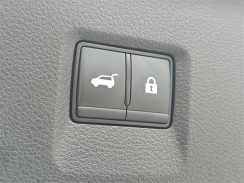 Used 2023 INFINITI QX60 Sensory w/ Vision Package image 21