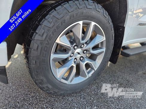 Used 2019 Chevrolet Silverado 1500 RST image 23