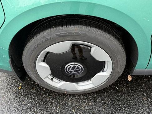 New 2025 Volkswagen ID. Buzz Pro S Plus image 4