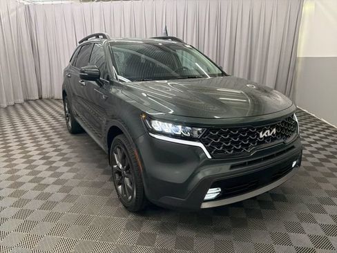 Certified 2023 Kia Sorento X-Line EX AWD/4WD image 4