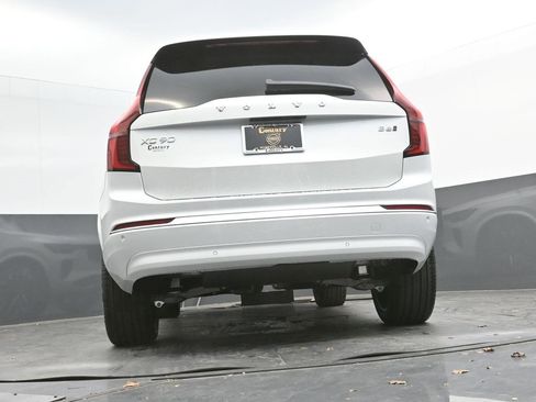 New 2026 Volvo XC90 B6 Plus image 27