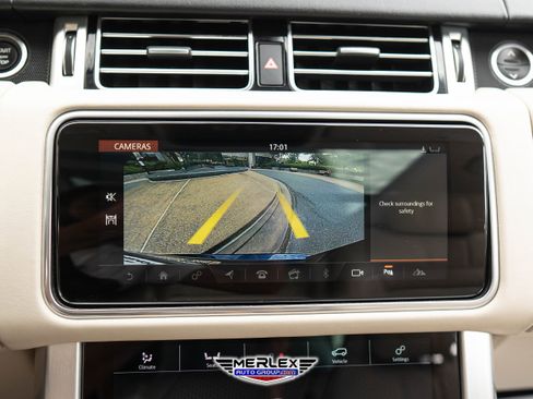 Used 2018 Land Rover Range Rover Supercharged image 33