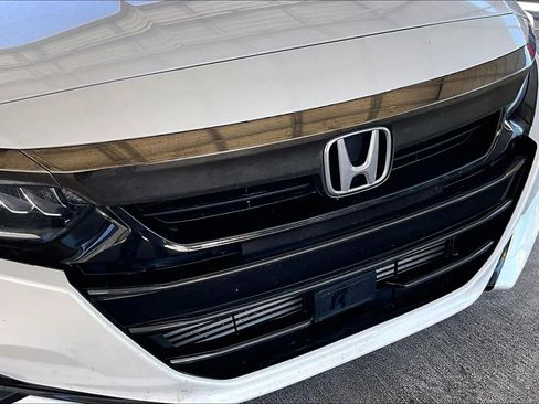 Used 2022 Honda Accord Sport image 29