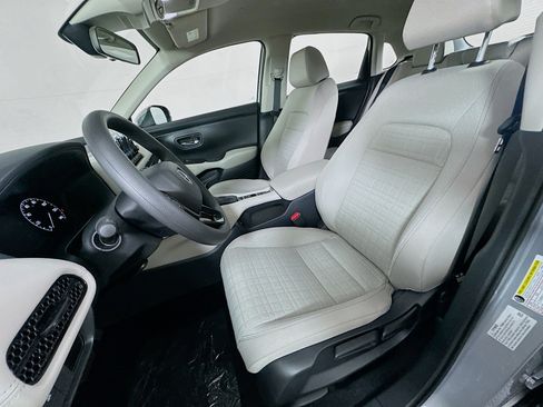 Certified 2025 Honda HR-V LX image 14