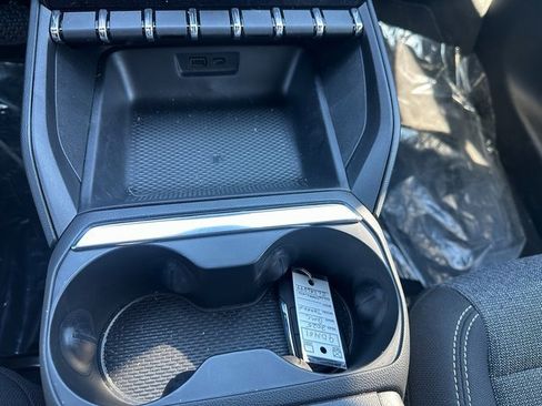 New 2025 GMC Terrain Elevation image 28