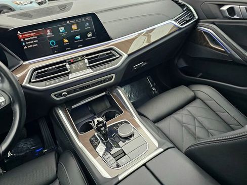 Used 2023 BMW X6 xDrive40i w/ Premium Package image 34