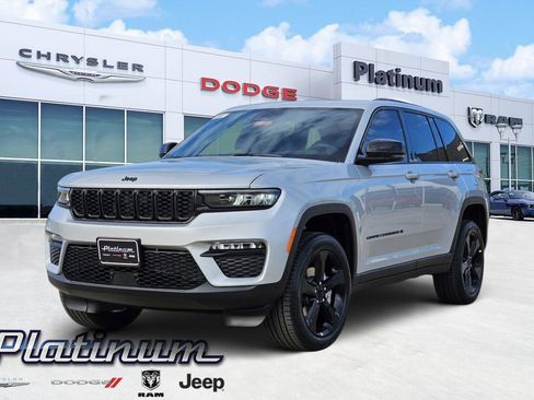 New 2025 Jeep Grand Cherokee Limited w/ Black Appearance Package AWD/4WD image 2