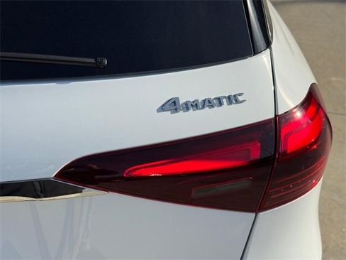 Certified 2025 Mercedes-Benz GLE 350 4MATIC image 10