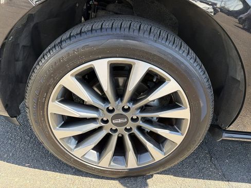 Used 2021 Lincoln Navigator Reserve w/ Luxury Package AWD/4WD image 31