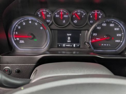 Used 2021 Chevrolet Silverado 1500 W/T w/ WT Value Package AWD/4WD image 16