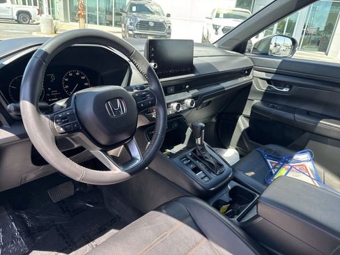 Used 2025 Honda CR-V Sport-L image 13