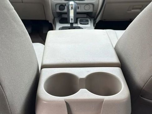 Used 2010 Ford Escape 2WD Hybrid image 16