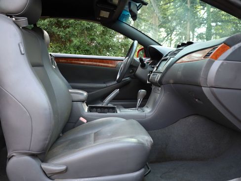 Used 2007 Toyota Solara SLE image 17