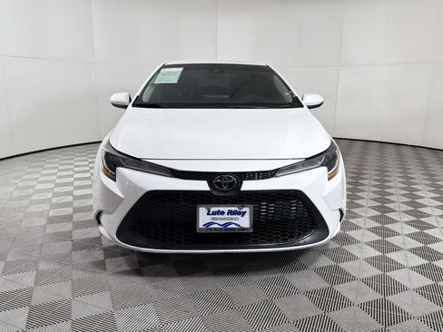 Used 2022 Toyota Corolla LE FWD image 6