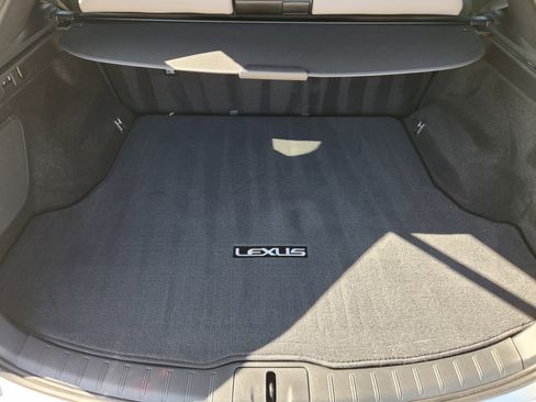 Used 2024 Lexus RX 350 Premium image 39