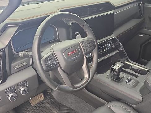 Used 2024 GMC Sierra 1500 AT4 w/ Technology Package image 18