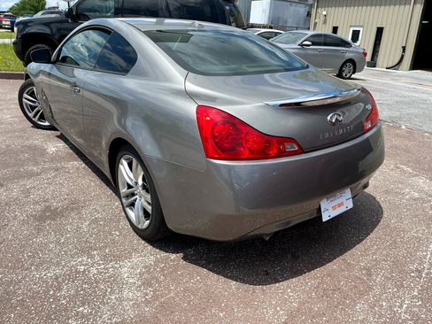 Used 2009 INFINITI G37 Journey image 7