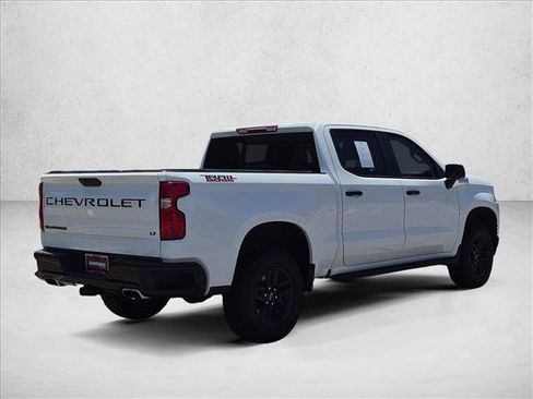 Used 2022 Chevrolet Silverado 1500 LT Trail Boss w/ Convenience Package II AWD/4WD image 5
