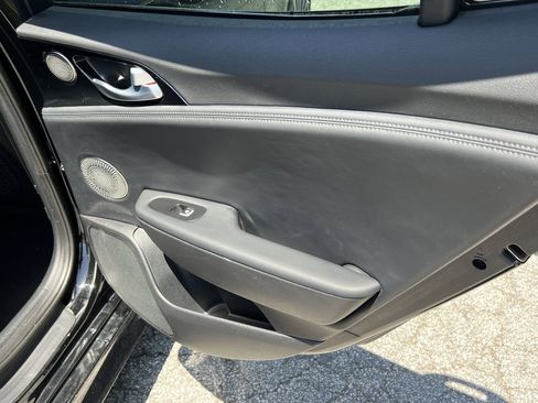 Used 2018 Kia Stinger Premium RWD image 13