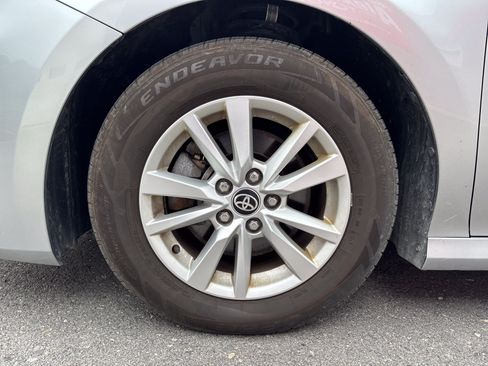 Certified 2025 Toyota Camry LE FWD image 10
