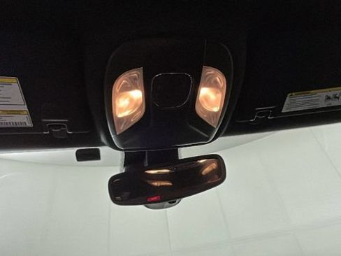 Used 2025 Jeep Compass Sport AWD/4WD image 25