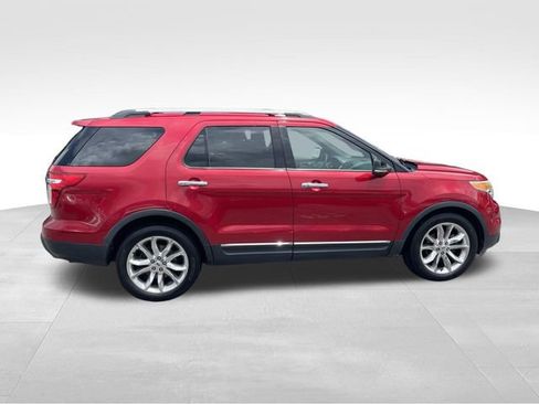 Used 2012 Ford Explorer XLT FWD image 2