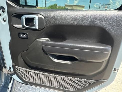 Used 2024 Jeep Wrangler Unlimited Sport AWD/4WD image 19