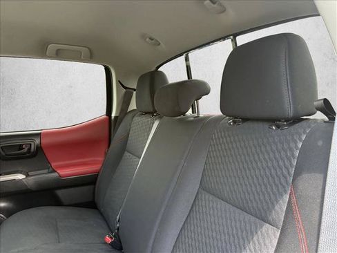 Certified 2023 Toyota Tacoma SR5 AWD/4WD image 20