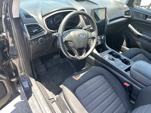 Used 2021 Ford Edge SE FWD image 11