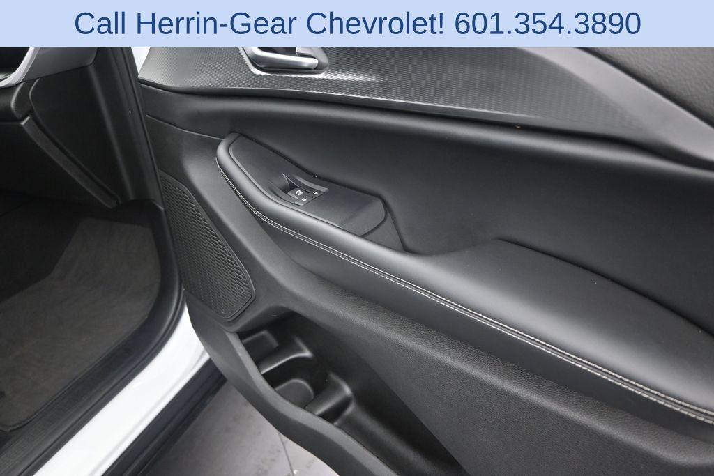 Used 2023 Jeep Grand Cherokee L Laredo RWD image 23
