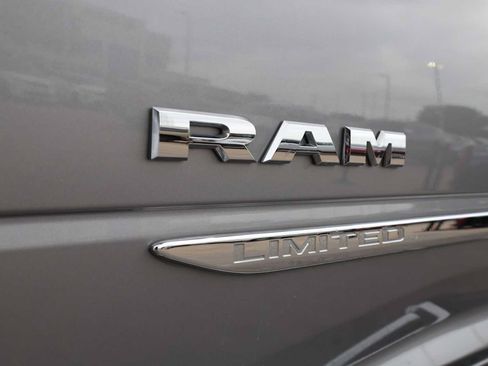 Used 2020 RAM 5500 4x4 Crew Cab image 51