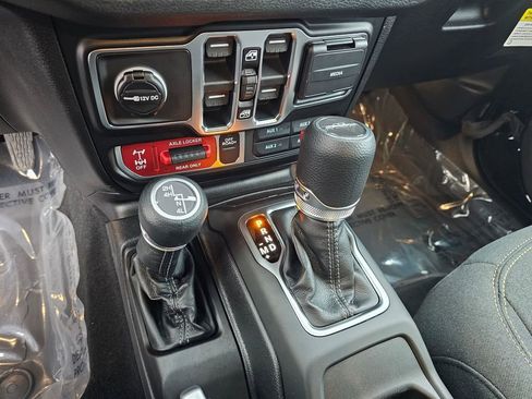 New 2026 Jeep Gladiator Willys image 22