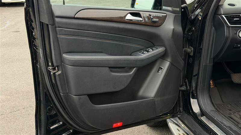 Used 2014 Mercedes-Benz ML 350 4MATIC image 21