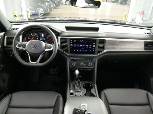 Used 2021 Volkswagen Atlas Cross Sport SE AWD/4WD image 24