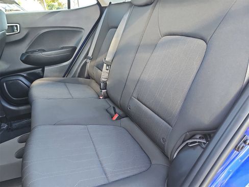 Certified 2022 Hyundai Venue SE image 13