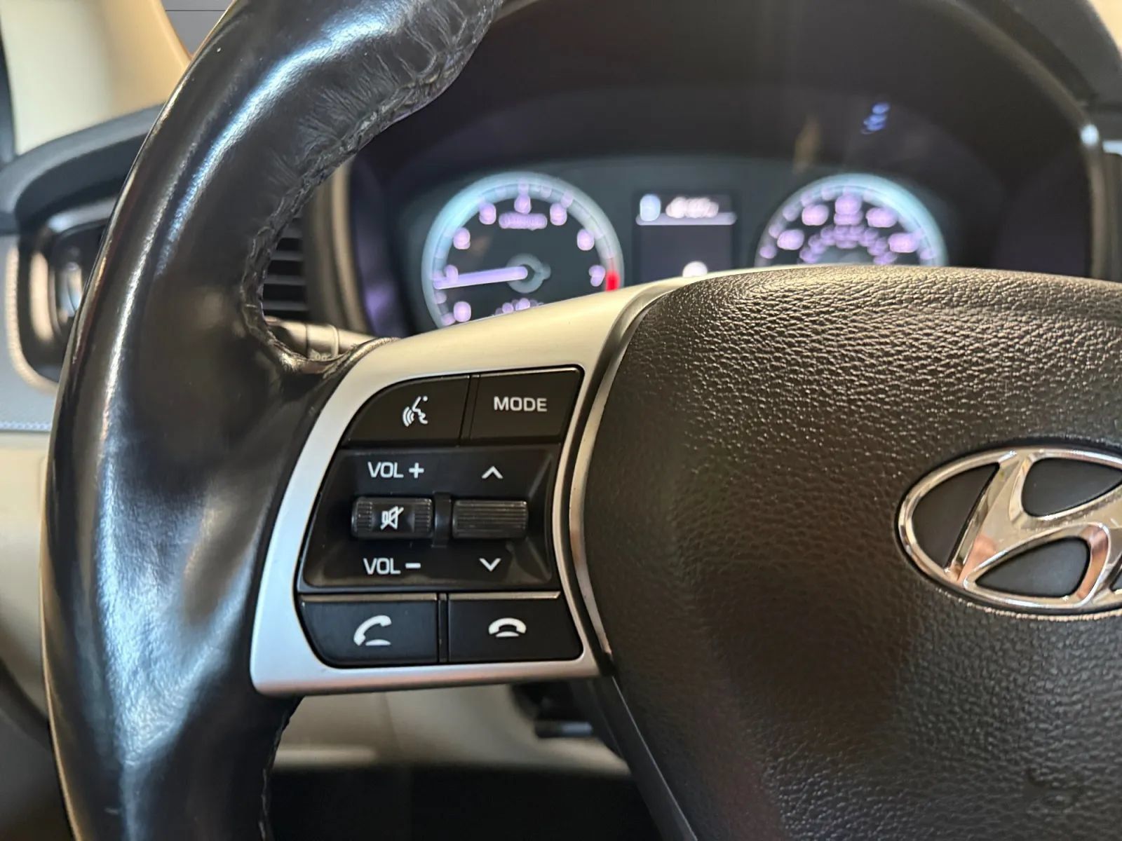 Used 2019 Hyundai Sonata SEL w/ Tech Package 02 FWD image 27