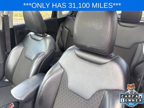 Used 2021 Jeep Compass Latitude w/ Sun and Sound Group FWD image 13