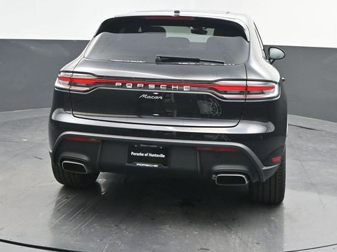 New 2025 Porsche Macan image 8