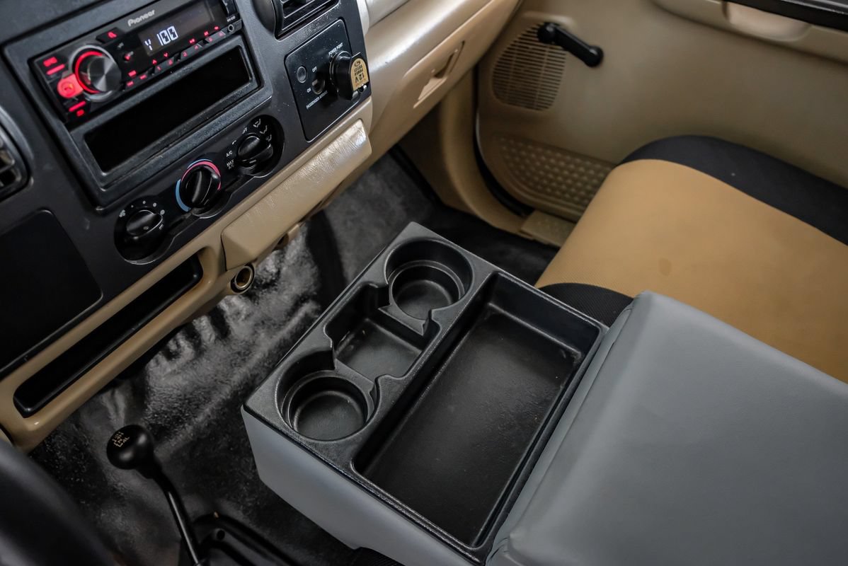 Used 2005 Ford F250 XL AWD/4WD image 21