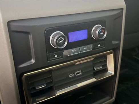 Used 2024 GMC Hummer EV 2X w/ LPO, Illumination Package image 30