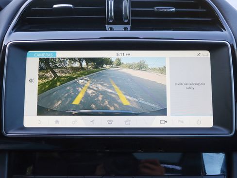 Used 2020 Jaguar F-PACE Premium AWD/4WD image 37