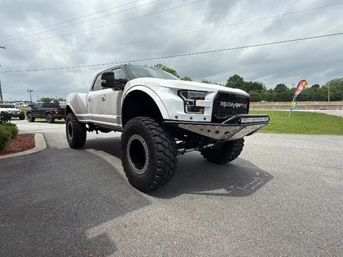 Used 2022 Ford F250 Lariat w/ Lariat Ultimate Package AWD/4WD image 77