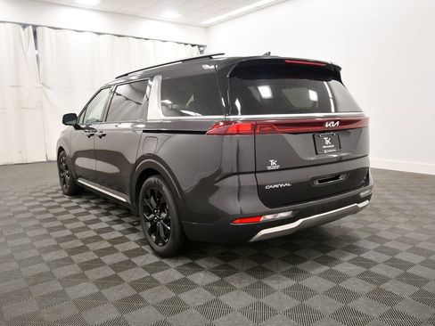 Certified 2024 Kia Carnival SX Prestige FWD image 5