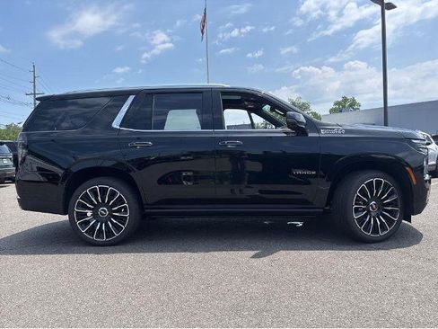 New 2026 Chevrolet Tahoe High Country AWD/4WD image 5