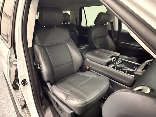 Used 2026 Ford Expedition Max Active RWD image 31