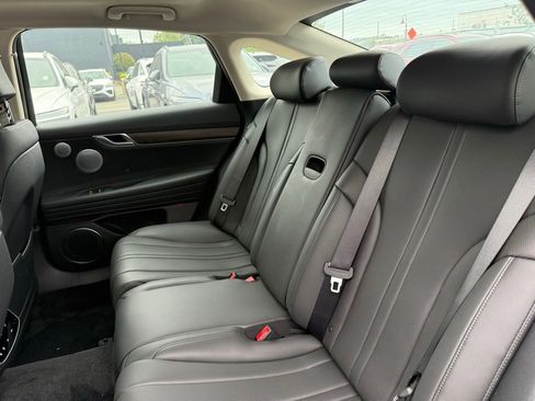 New 2025 Genesis G80 2.5T Advanced image 13