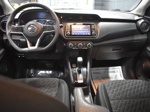 Used 2021 Nissan Kicks S FWD image 13