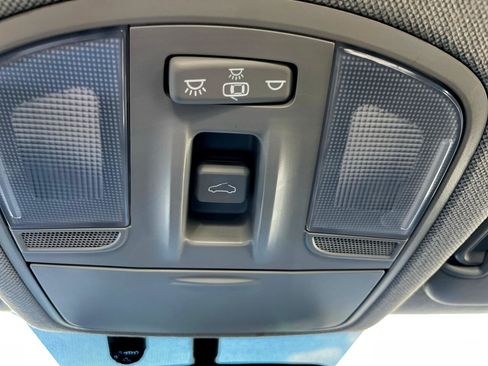 Used 2017 Hyundai Elantra Value Edition w/ Cargo Package image 22