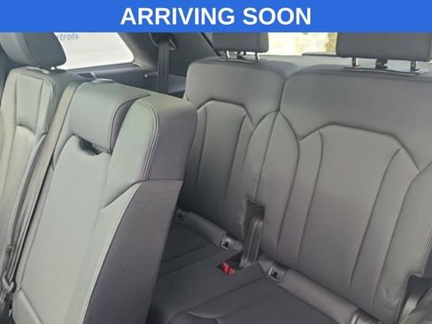 Used 2023 Audi Q7 2.0T Premium w/ Convenience Package image 6