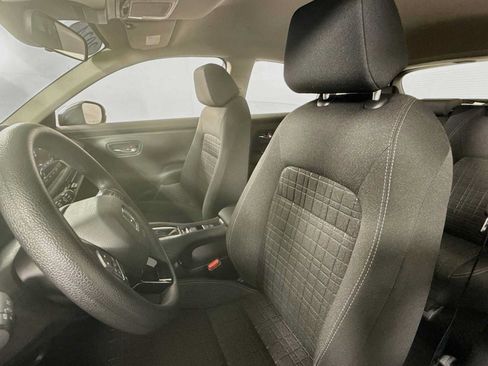 Used 2024 Honda HR-V LX image 28